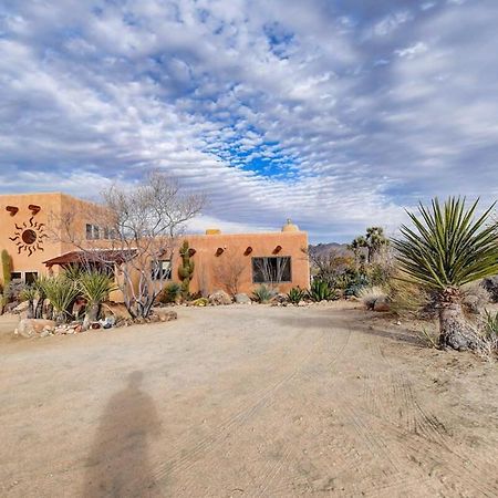 Renovated Lodge - Room 3 With Pool Access Joshua Tree Exterior photo