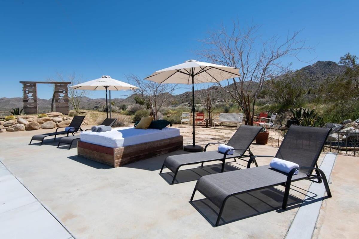 Renovated Lodge - Room 3 With Pool Access Joshua Tree Exterior photo