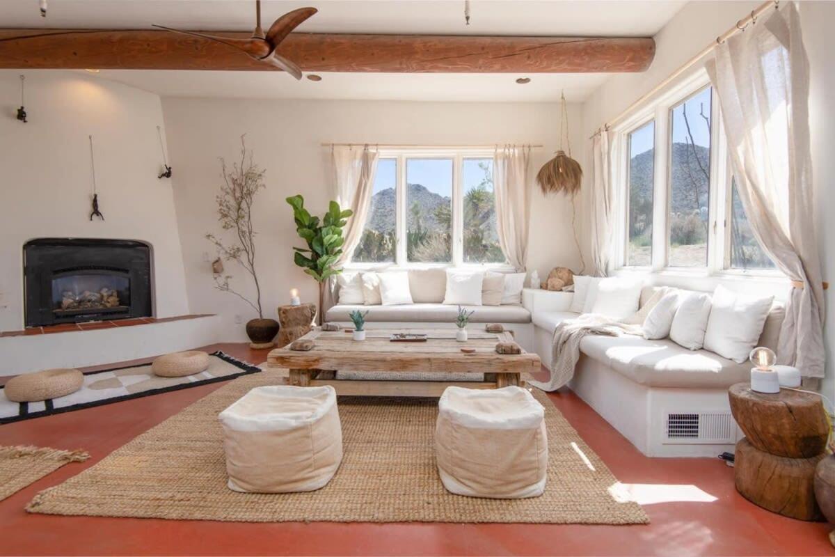 Renovated Lodge - Room 3 With Pool Access Joshua Tree Exterior photo